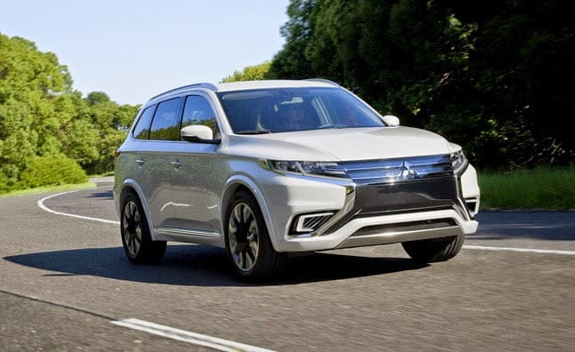 Mitsubishi-outlander-phev 2016